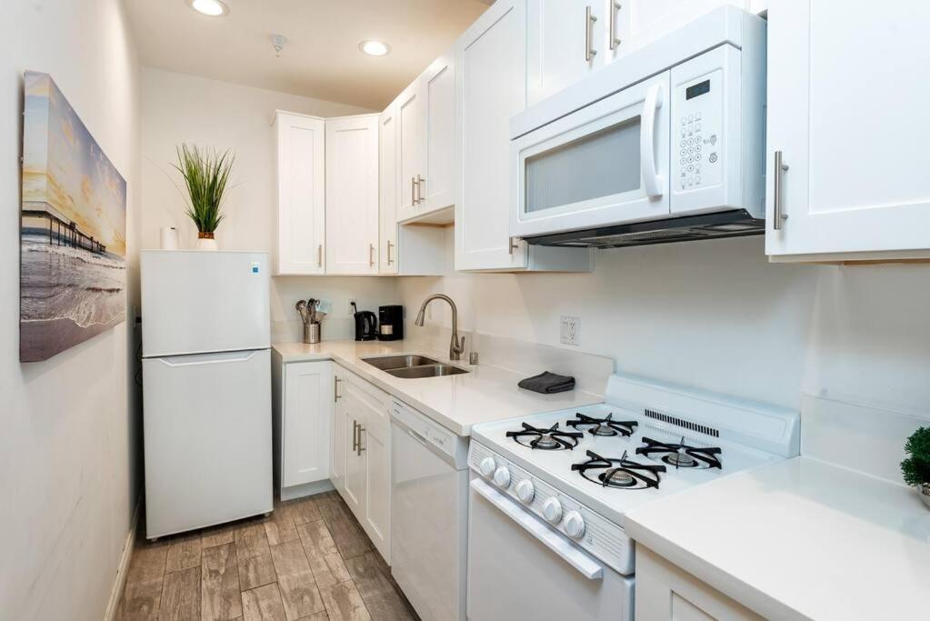 Modern Studio Gem: Perfect For Four Los Angeles Exterior foto