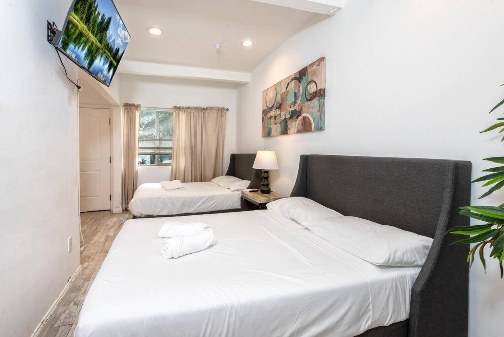 Modern Studio Gem: Perfect For Four Los Angeles Exterior foto